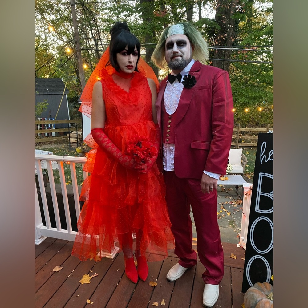 Lydia Deetz Cosplay Red Bridal Costume